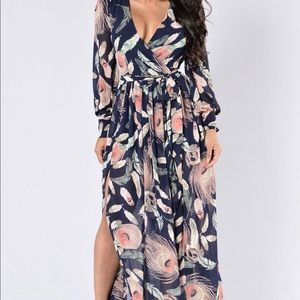 Fashion nova Navy Blue long sleeve maxi dress. Floral print.